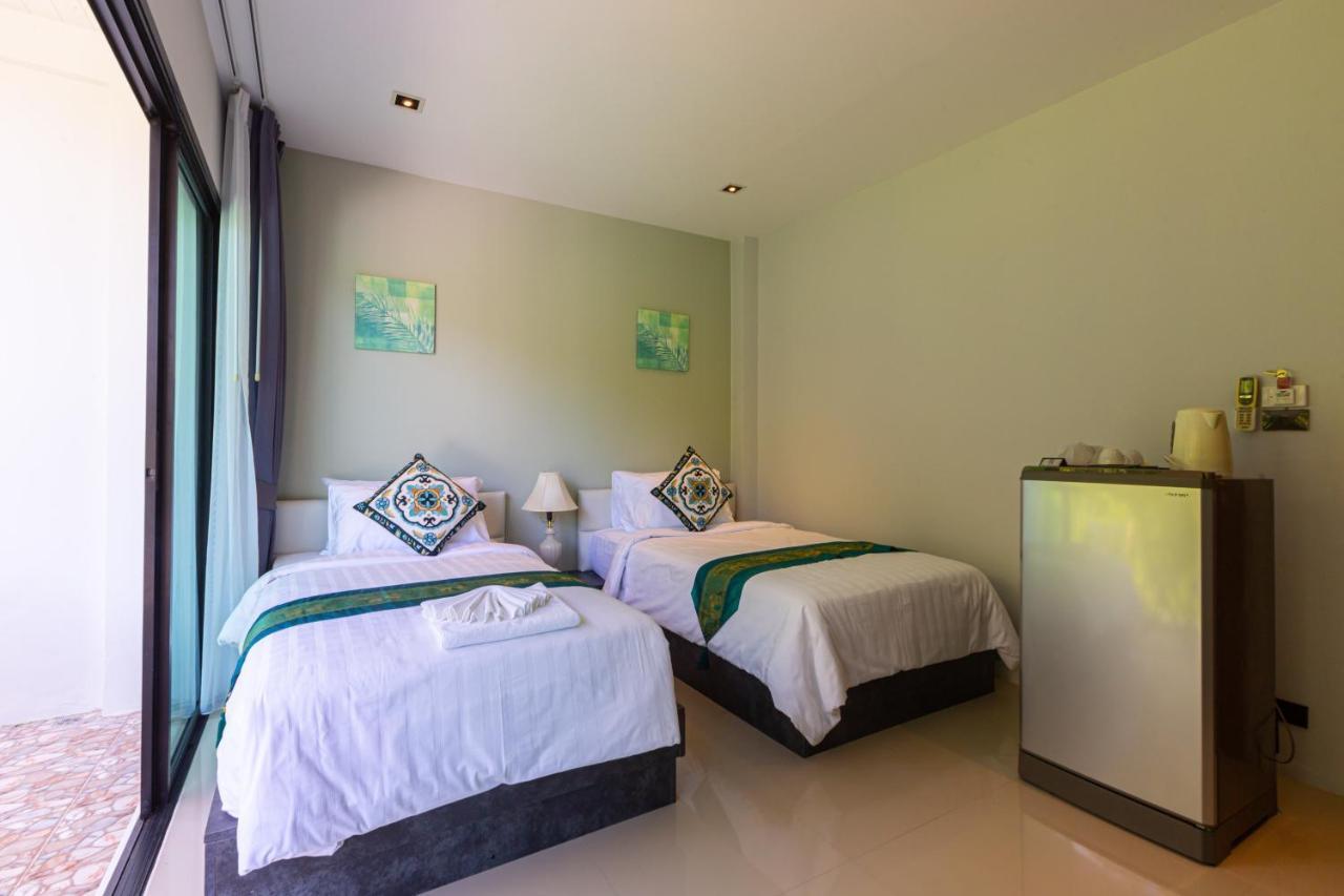 Rossarin Sea View Patong Hotell Eksteriør bilde