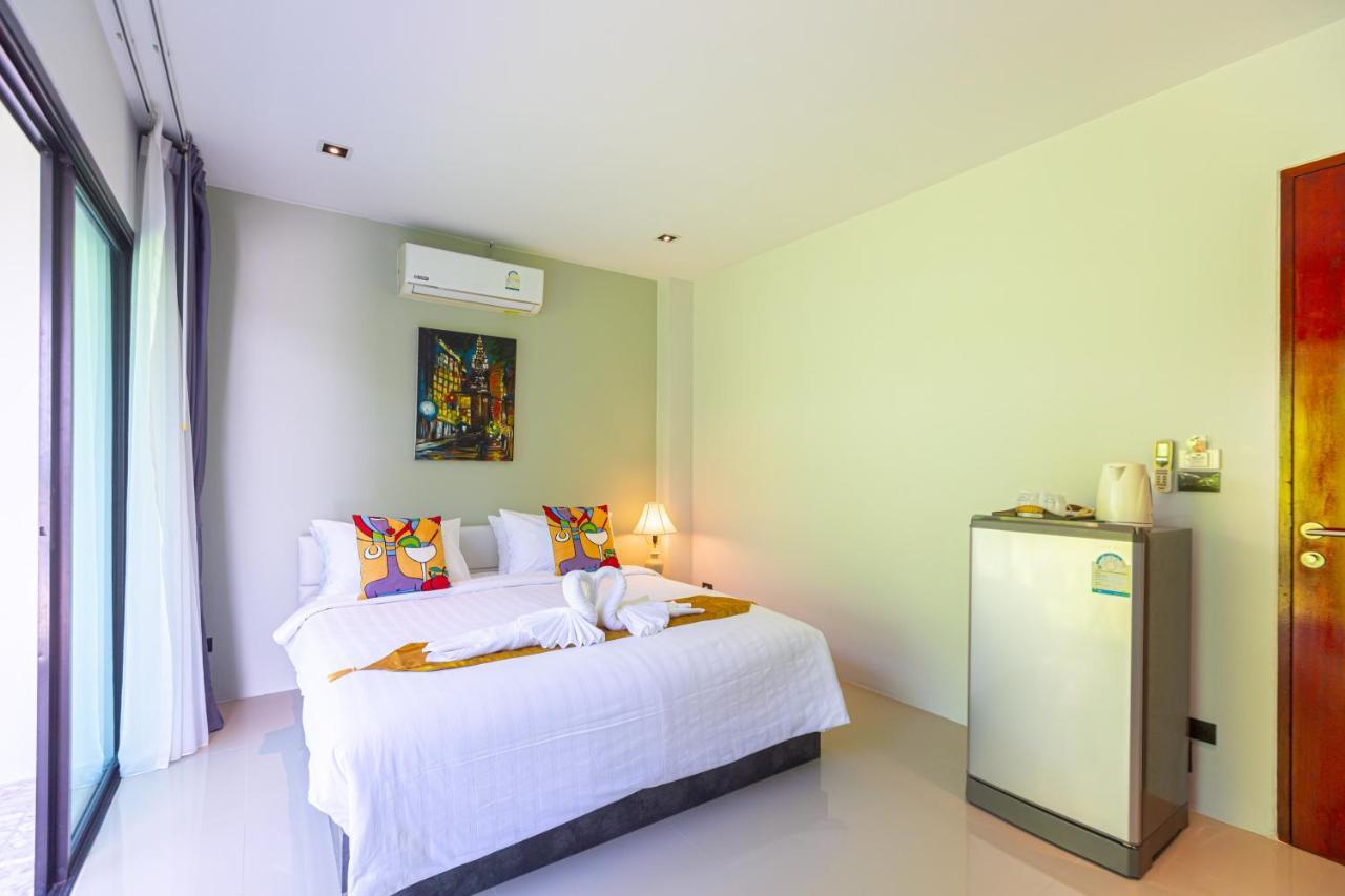 Rossarin Sea View Patong Hotell Eksteriør bilde