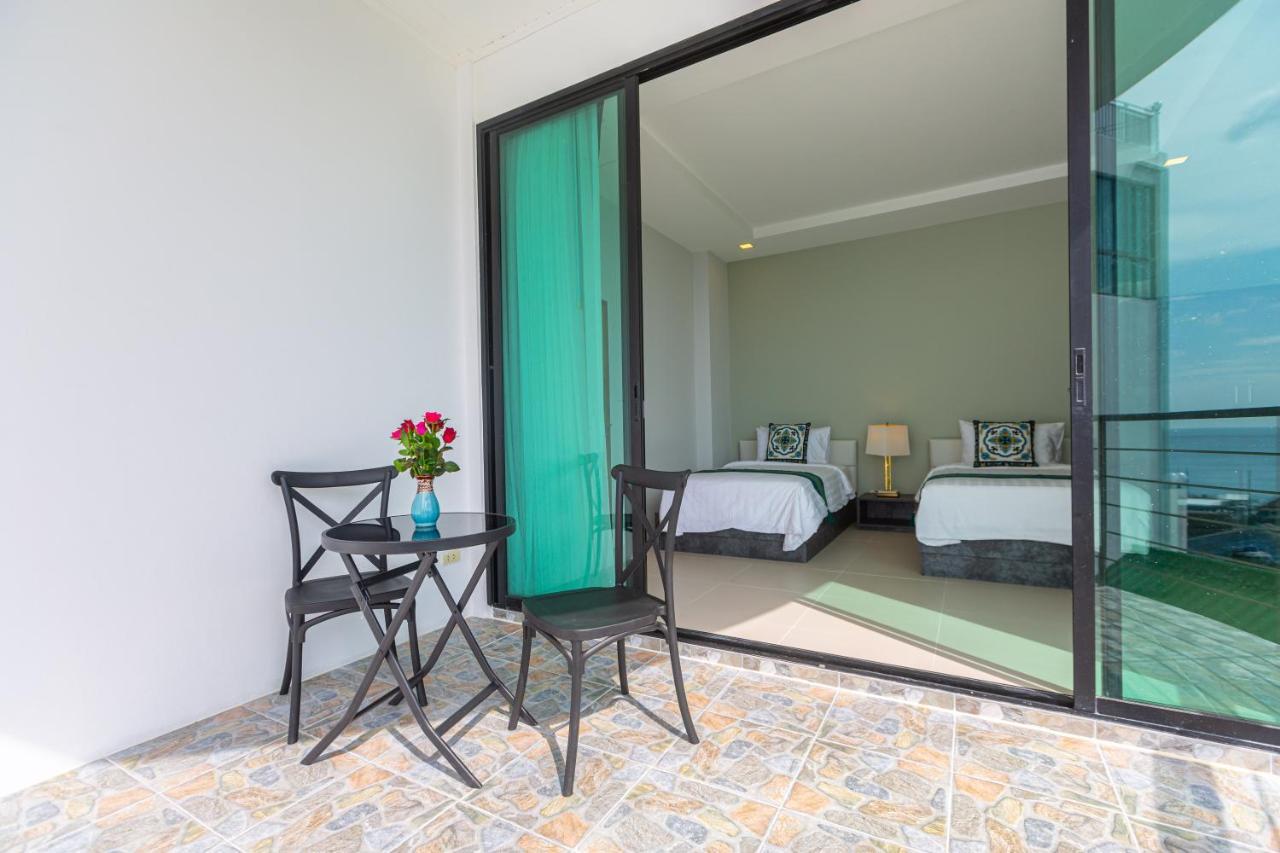 Rossarin Sea View Patong Hotell Eksteriør bilde